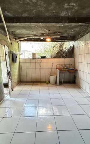 Casa à venda com 150m², 3 quartos e 1 vaga