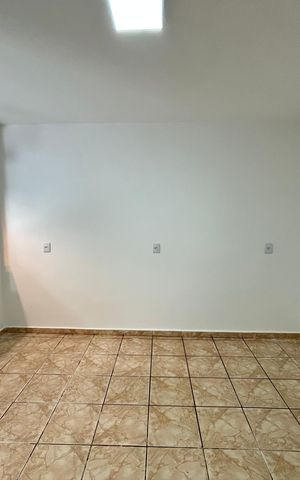 Casa para alugar com 80m², 3 quartos e 1 vaga