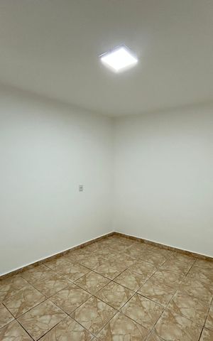 Casa para alugar com 80m², 3 quartos e 1 vaga