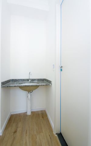 Apartamento para alugar com 38m², 2 quartos e sem vagaBanheiro