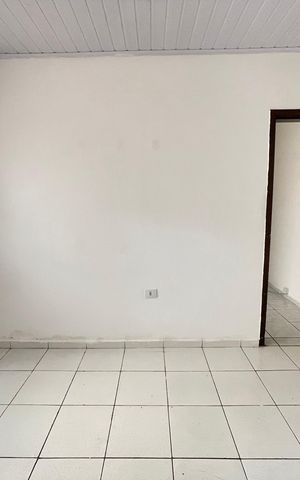Casa para alugar com 40m², 1 quarto e sem vaga Casa para alugar com 40m², 1 quarto e sem vagaSala
