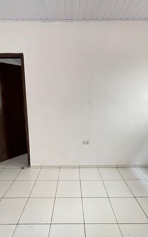 Casa para alugar com 40m², 1 quarto e sem vaga Casa para alugar com 40m², 1 quarto e sem vagaSala