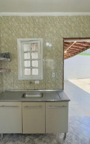 Casa para alugar com 80m², 2 quartos e 2 vagas Casa para alugar com 80m², 2 quartos e 2 vagasCozinha