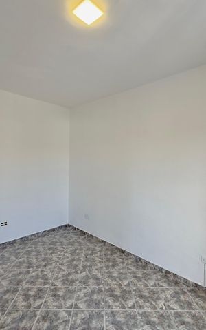 Casa para alugar com 80m², 2 quartos e 2 vagas Casa para alugar com 80m², 2 quartos e 2 vagasQuarto 1