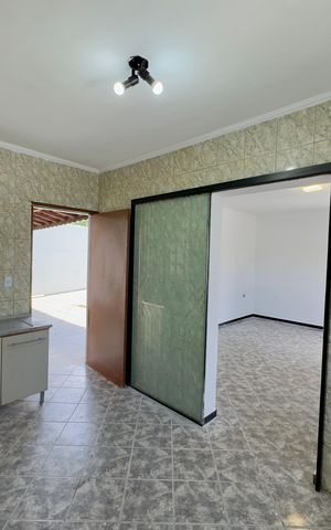 Casa para alugar com 80m², 2 quartos e 2 vagas Casa para alugar com 80m², 2 quartos e 2 vagasCozinha