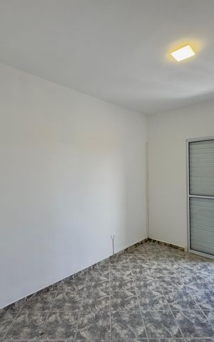 Casa para alugar com 80m², 2 quartos e 2 vagas Casa para alugar com 80m², 2 quartos e 2 vagasQuarto 1