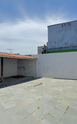 Casa para alugar com 80m², 2 quartos e 2 vagas Casa para alugar com 80m², 2 quartos e 2 vagasQuintal