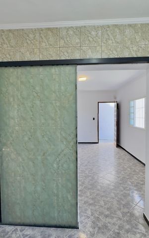 Casa para alugar com 80m², 2 quartos e 2 vagas Casa para alugar com 80m², 2 quartos e 2 vagasCozinha