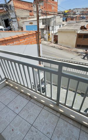 Casa para alugar com 80m², 2 quartos e 2 vagas Casa para alugar com 80m², 2 quartos e 2 vagasSacada quarto 1