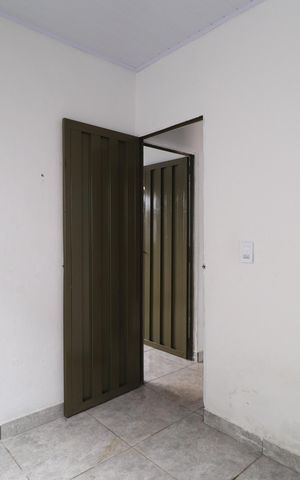 Casa para alugar com 90m², 2 quartos e 2 vagasQuarto 2