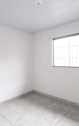 Casa para alugar com 90m², 2 quartos e 2 vagasQuarto 1