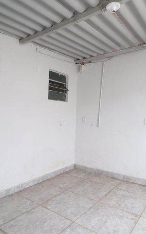 Casa para alugar com 90m², 2 quartos e 2 vagasCozinha