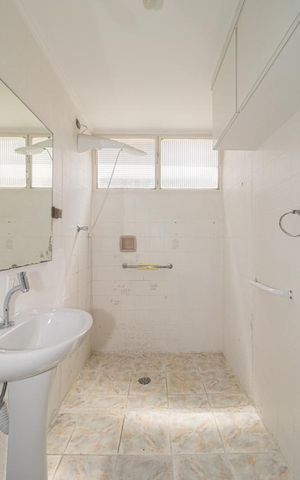 Apartamento à venda com 110m², 3 quartos e 2 vagas Apartamento à venda com 110m², 3 quartos e 2 vagasBanheiro da Suíte