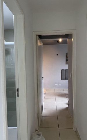 Apartamento para alugar com 51m², 2 quartos e 1 vaga Apartamento para alugar com 51m², 2 quartos e 1 vagaCorredor de distribuição