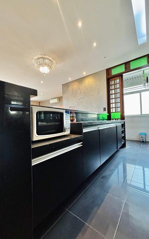Apartamento para alugar com 105m², 2 quartos e 2 vagasCozinha 