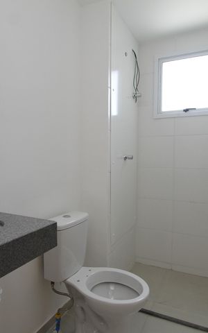 Apartamento à venda com 52m², 2 quartos e 2 vagasBanheiro Social