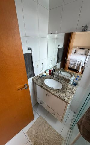 Apartamento à venda com 92m², 3 quartos e 2 vagas Apartamento à venda com 92m², 3 quartos e 2 vagasBanheiro 1