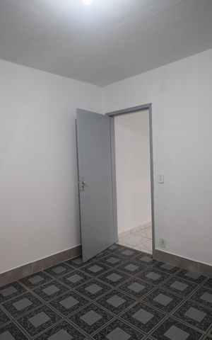 Casa para alugar com 48m², 1 quarto e 1 vagaQuarto