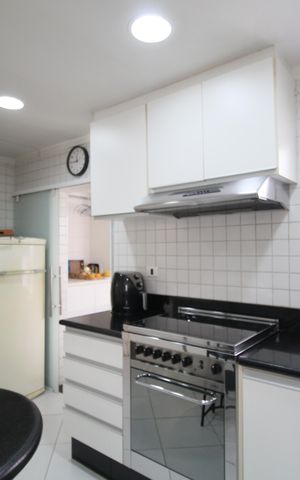 Casa à venda com 394m², 4 quartos e 4 vagasCozinha