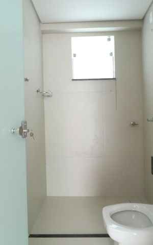 Casa para alugar com 130m², 2 quartos e 2 vagasBanheiro Social