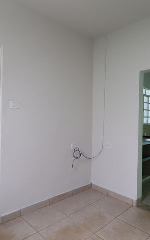 Casa para alugar com 130m², 2 quartos e 2 vagasSala