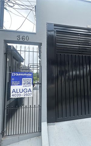Casa para alugar com 25m², 1 quarto e sem vaga Casa para alugar com 25m², 1 quarto e sem vagaFachada