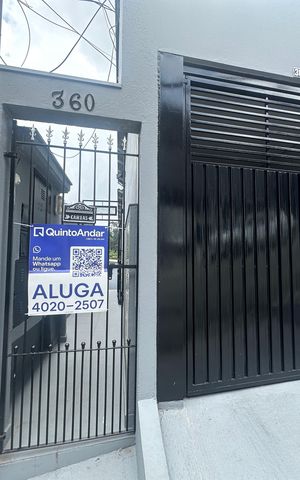 Casa para alugar com 25m², 1 quarto e sem vaga Casa para alugar com 25m², 1 quarto e sem vagaFachada