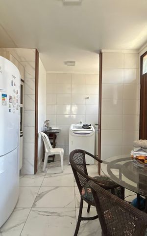 Casa para alugar com 300m², 4 quartos e 2 vagas Casa para alugar com 300m², 4 quartos e 2 vagasCozinha