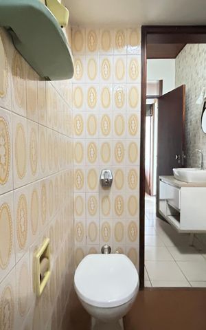 Casa para alugar com 300m², 4 quartos e 2 vagas Casa para alugar com 300m², 4 quartos e 2 vagasBanheiro