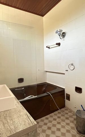 Casa para alugar com 300m², 4 quartos e 2 vagas Casa para alugar com 300m², 4 quartos e 2 vagasBanheiro suíte