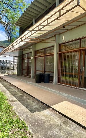 Casa para alugar com 300m², 4 quartos e 2 vagas Casa para alugar com 300m², 4 quartos e 2 vagasJardim