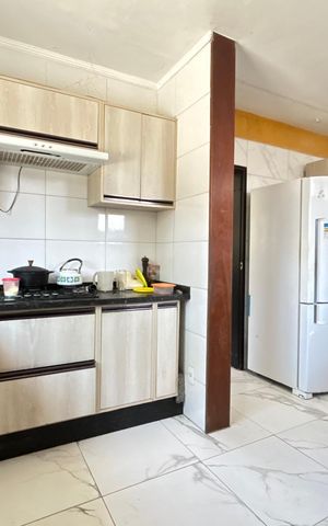 Casa para alugar com 300m², 4 quartos e 2 vagas Casa para alugar com 300m², 4 quartos e 2 vagasCozinha
