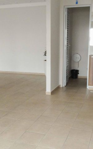 Apartamento para alugar com 56m², 2 quartos e 1 vaga Apartamento para alugar com 56m², 2 quartos e 1 vagaÁrea comum - Salão de Festas