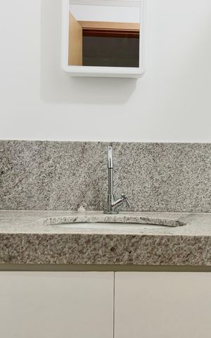 Apartamento para alugar com 54m², 2 quartos e 1 vaga Apartamento para alugar com 54m², 2 quartos e 1 vagaBanheiro Corredor