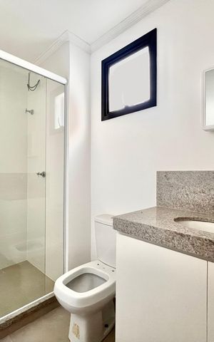 Apartamento para alugar com 54m², 2 quartos e 1 vaga Apartamento para alugar com 54m², 2 quartos e 1 vagaBanheiro da Suíte