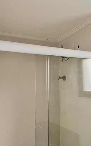 Apartamento para alugar com 54m², 2 quartos e 1 vaga Apartamento para alugar com 54m², 2 quartos e 1 vagaBanheiro da Suíte