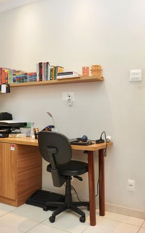 Casa à venda com 270m², 5 quartos e 10 vagas Casa à venda com 270m², 5 quartos e 10 vagasQuarto 1