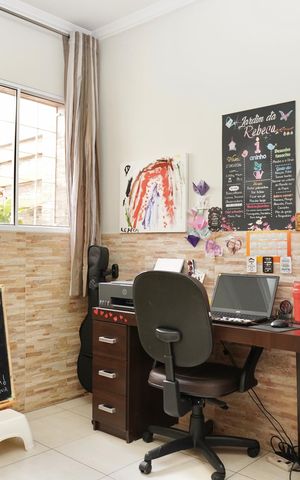 Casa à venda com 270m², 5 quartos e 10 vagas Casa à venda com 270m², 5 quartos e 10 vagasQuarto 1