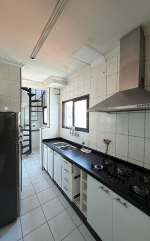 Apartamento para alugar com 150m², 3 quartos e 2 vagas Apartamento para alugar com 150m², 3 quartos e 2 vagasCozinha