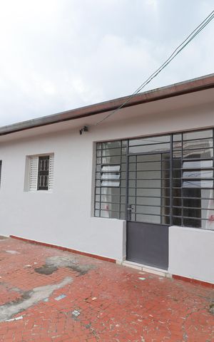 Casa para alugar com 85m², 2 quartos e 1 vagaÁrea comum - Garagem