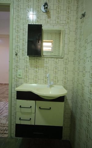 Casa para alugar com 144m², 2 quartos e 2 vagasBanheiro 