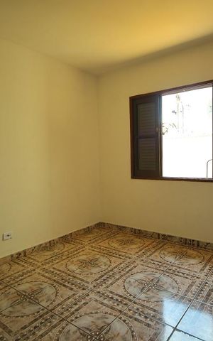 Casa para alugar com 144m², 2 quartos e 2 vagasQuarto 2 