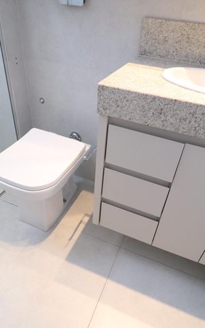 Apartamento para alugar com 109m², 3 quartos e 2 vagasBanheiro do Quarto 1