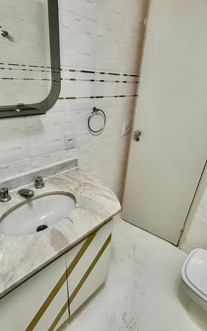 Apartamento para alugar com 178m², 4 quartos e 2 vagasBanheiro 