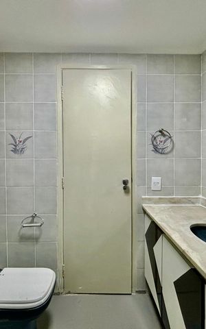 Apartamento para alugar com 178m², 4 quartos e 2 vagasBanheiro 