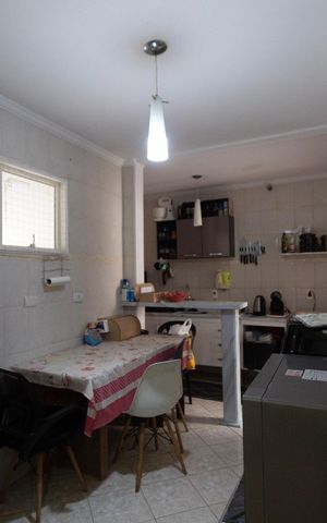 Casa de condomínio para alugar com 150m², 4 quartos e 2 vagas