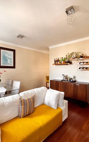 Apartamento à venda com 54m², 2 quartos e 2 vagasSala
