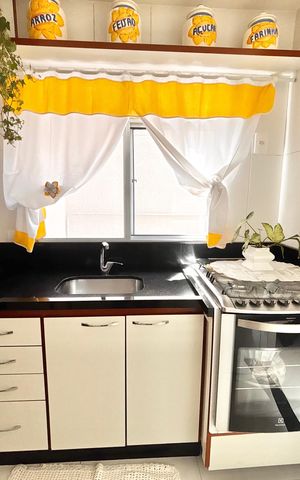 Apartamento à venda com 54m², 2 quartos e 2 vagasCozinha