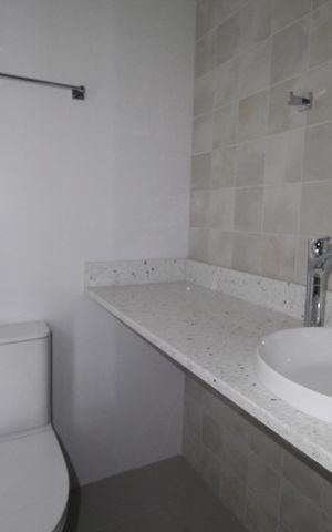 Apartamento para alugar com 63m², 2 quartos e 1 vagaBanheiro da Suíte 1
