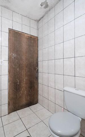 Casa para alugar com 320m², 4 quartos e 1 vagaBanheiro